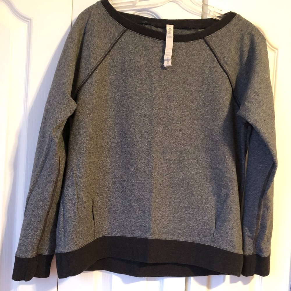Lululemon sweatshirt